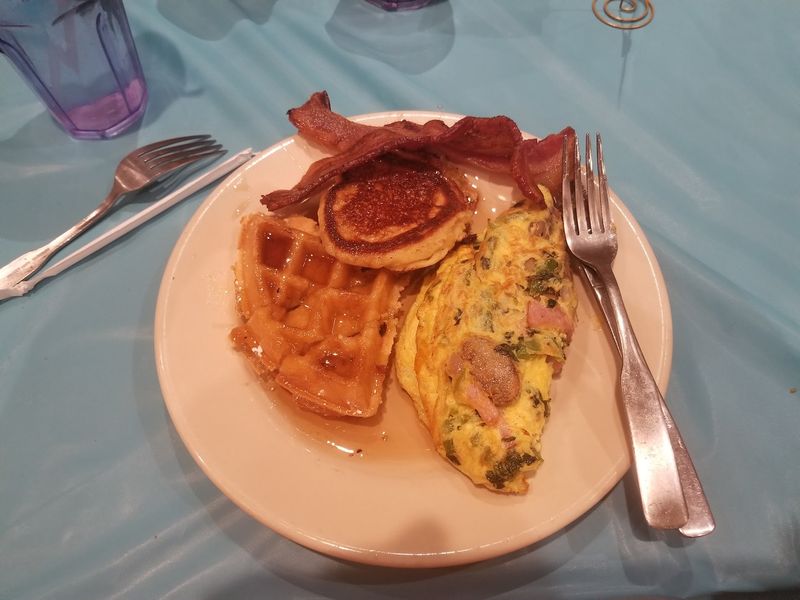 Weekend Brunch Turns the Volume Up Even Higher Weekend Brunch Turns the Volume Up Even Higher