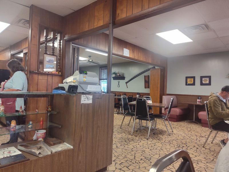 What Honest Reviews Actually Reveal About This Place What Honest Reviews Actually Reveal About This Place