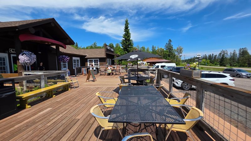 What Makes Rustic Inn Different From the Other Pie Stop Up the Road What Makes Rustic Inn Different From the Other Pie Stop Up the Road