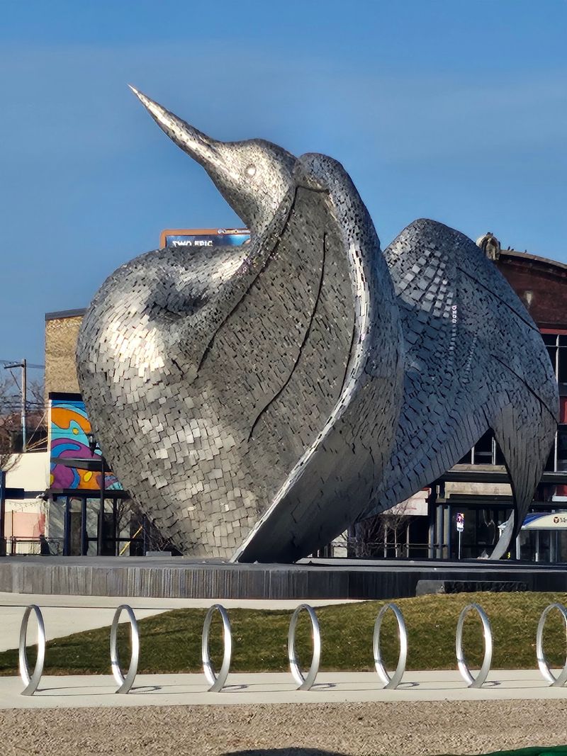 What Makes This Different From Other Giant Animal Statues What Makes This Different From Other Giant Animal Statues