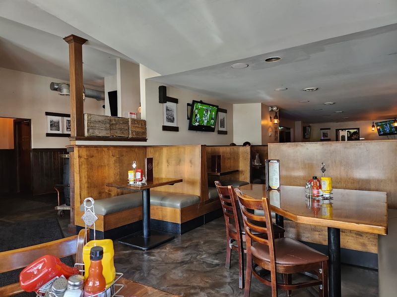What the Inside of This Tavern Actually Feels Like What the Inside of This Tavern Actually Feels Like