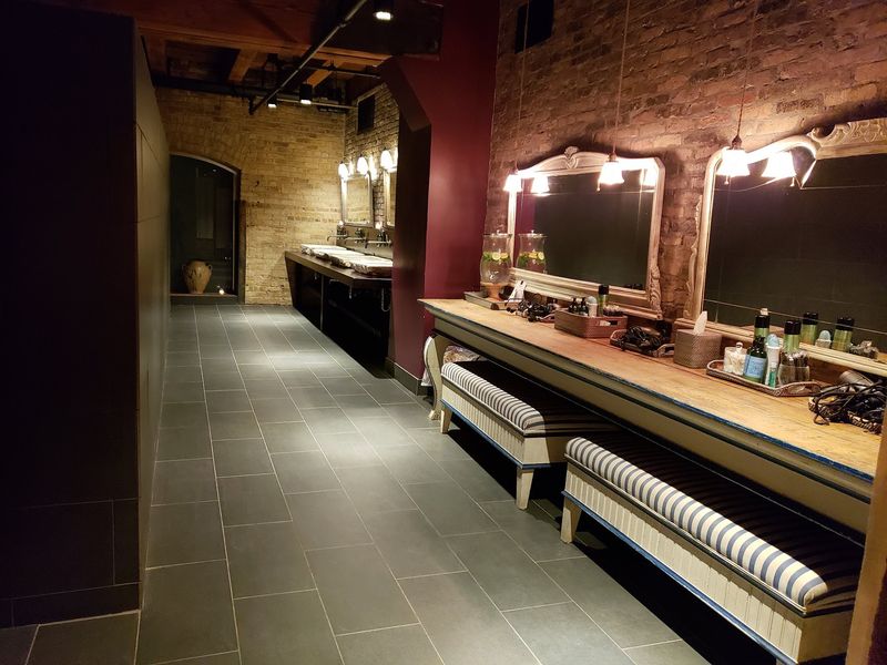 What to Expect From the Amenities and Locker Rooms What to Expect From the Amenities and Locker Rooms