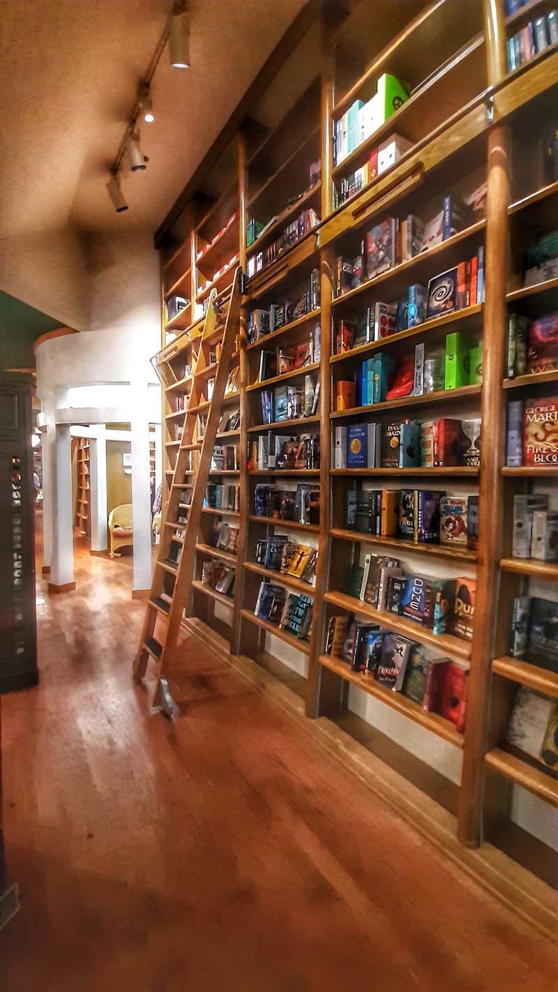 Where Full Circle Bookstore Actually Lives