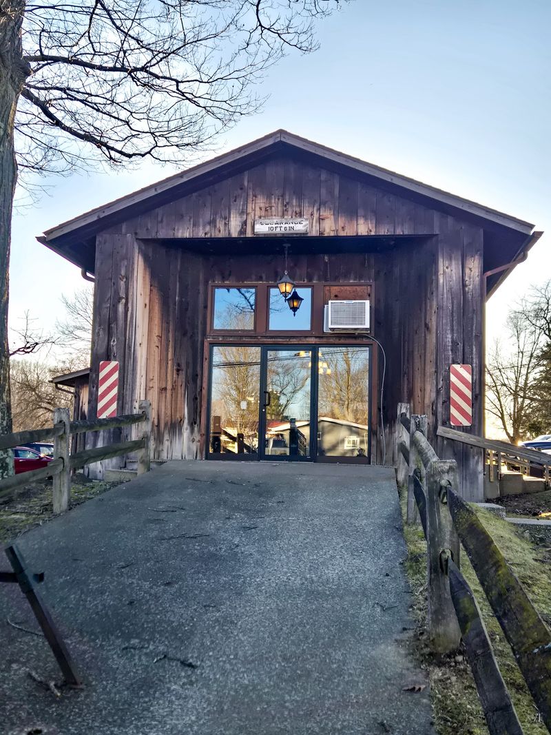 Where to Find Covered Bridge Pizza Parlor Where to Find Covered Bridge Pizza Parlor