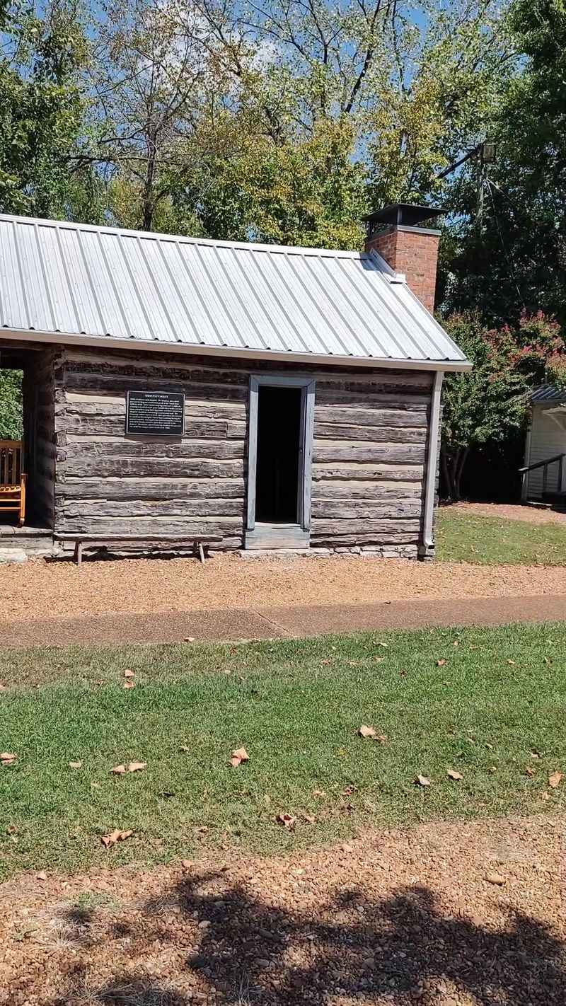 Where to Find This Slice of Old Tennessee Where to Find This Slice of Old Tennessee