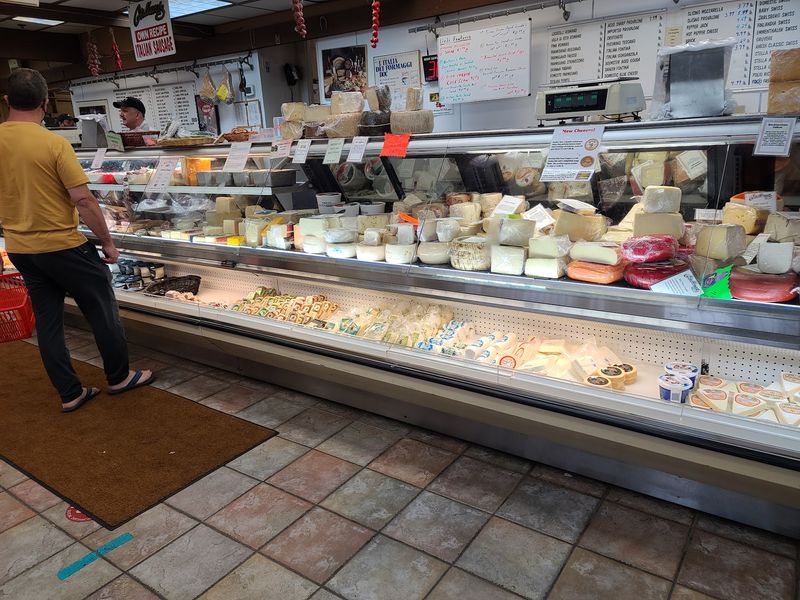 Who Should Make the Drive to Gallucci's Who Should Make the Drive to Gallucci's