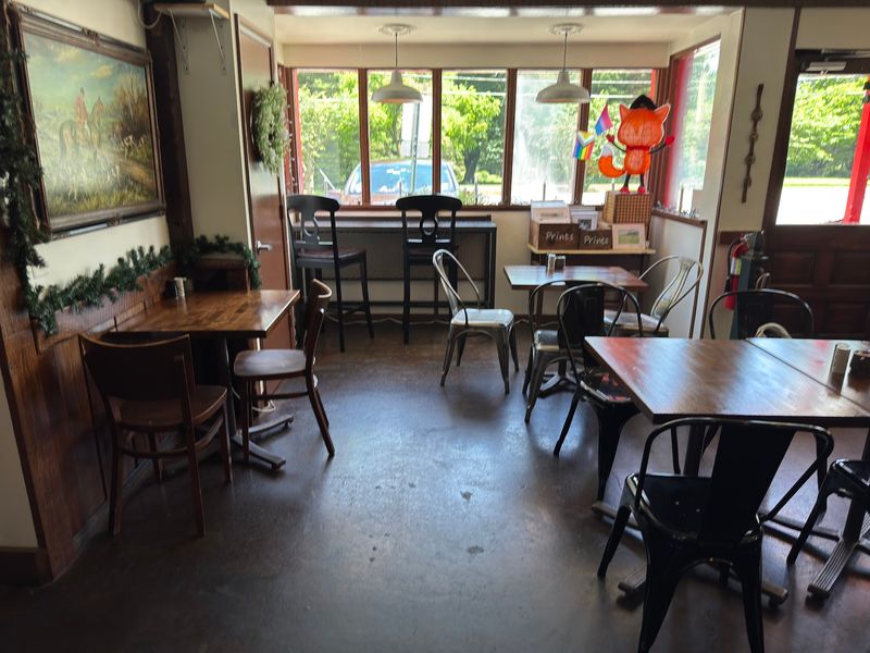 Why This Little Cafe Keeps People Coming Back Why This Little Cafe Keeps People Coming Back