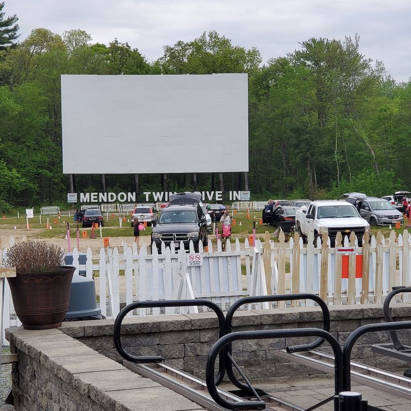 Why This Old-School Spot Still Wins Why This Old-School Spot Still Wins