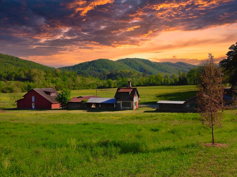 Why a Week Here Might Be Better Than a Vacation Why a Week Here Might Be Better Than a Vacation