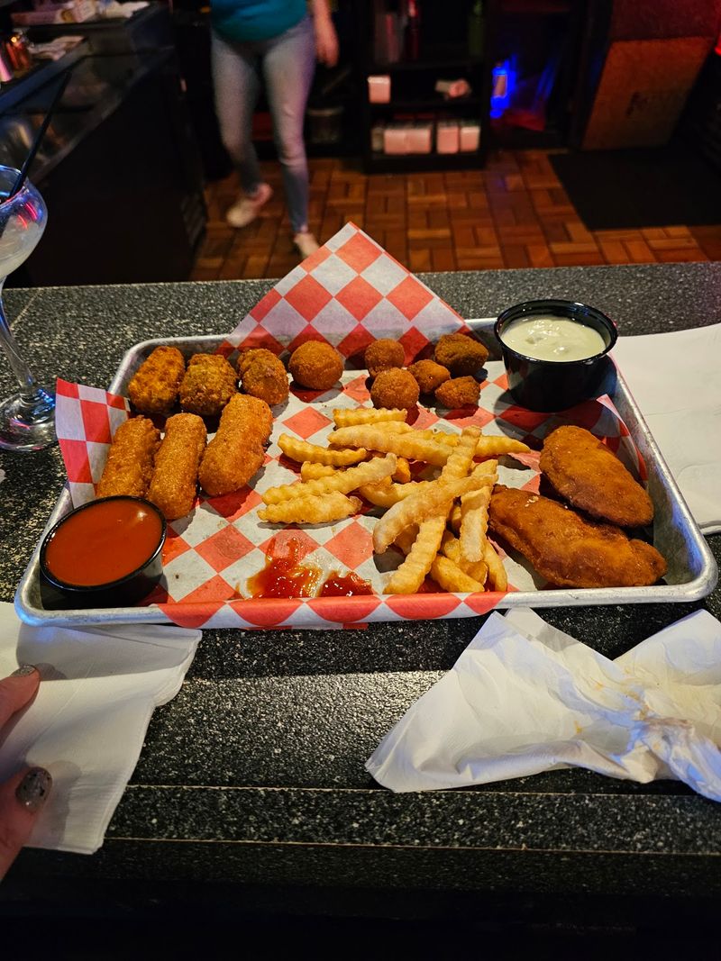 Wings and a Wide-Reaching Menu Wings and a Wide-Reaching Menu