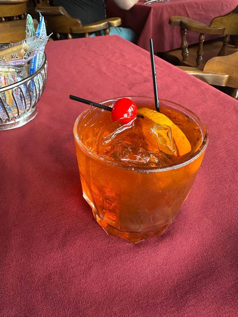 Wisconsin-Style Old-Fashioneds at the Bar