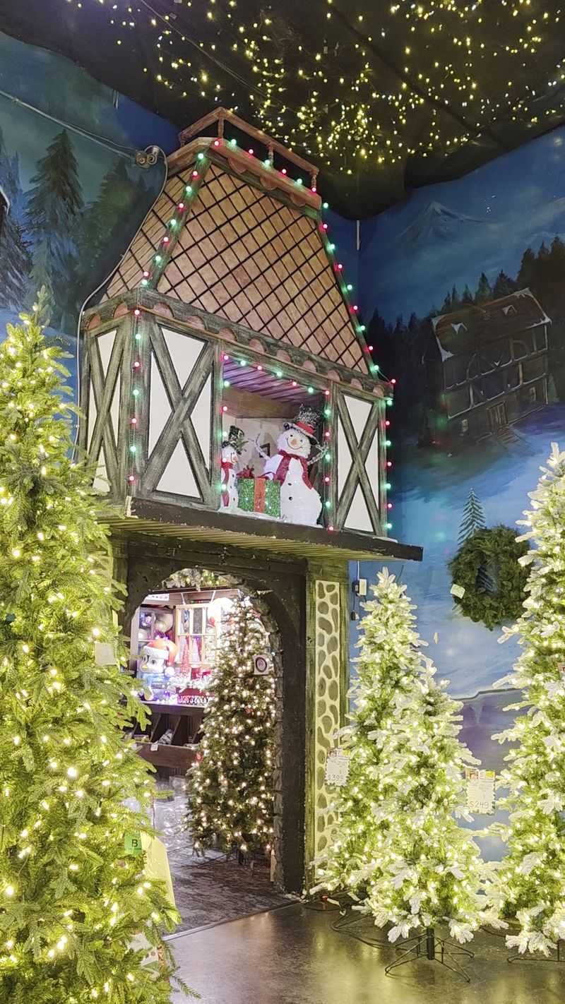 Worth the Drive for Oklahoma Holiday Tradition Worth the Drive for Oklahoma Holiday Tradition
