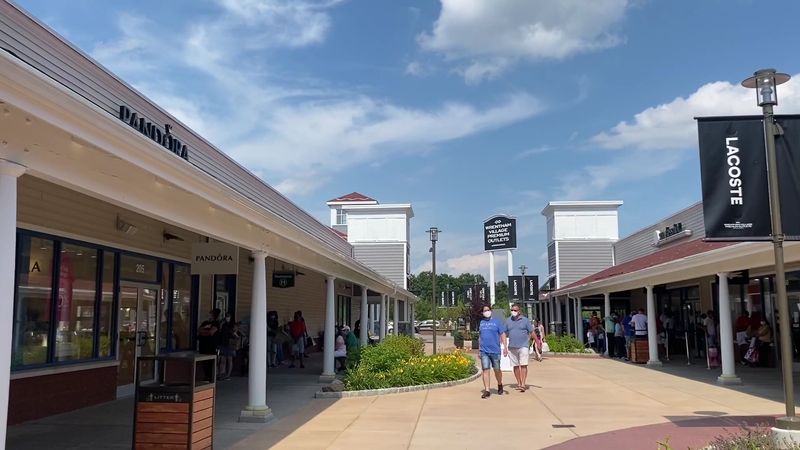 Wrentham Village Premium Outlets, Wrentham Wrentham Village Premium Outlets, Wrentham