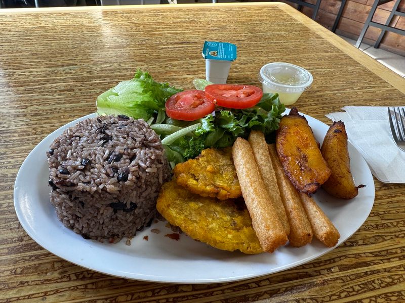 Yuca Fries That Redefine a Side Dish Yuca Fries That Redefine a Side Dish