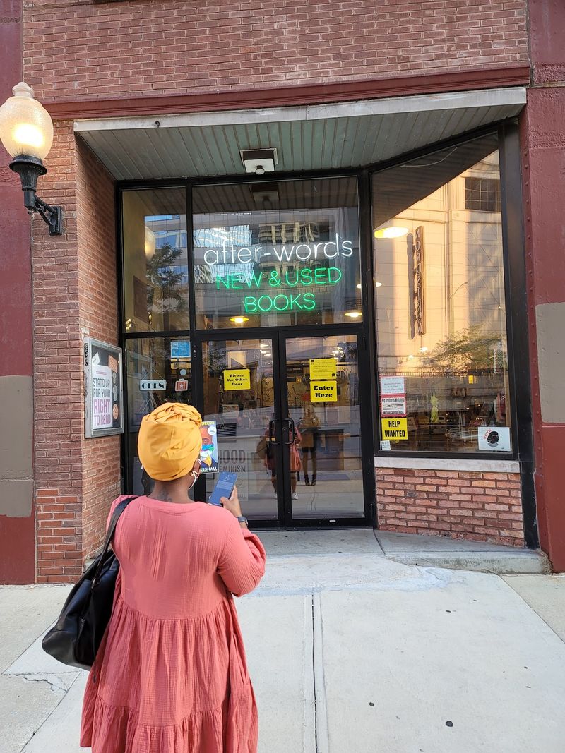 after-words bookstore (Chicago) after-words bookstore (Chicago)