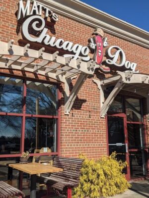 Homesick Chicagoans Near Charlotte Say This North Carolina Spot Serves the Only Real Chicago Dog in the South