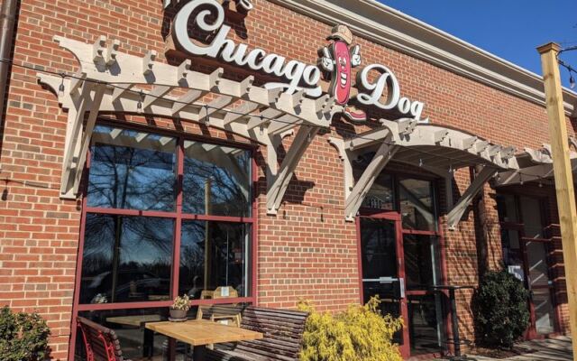 Homesick Chicagoans Near Charlotte Say This North Carolina Spot Serves the Only Real Chicago Dog in the South