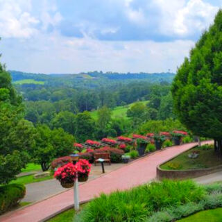 These Elegant Gardens in Wheeling, West Virginia, Add a Burst of Color to One of the State’s Most Famous Resorts