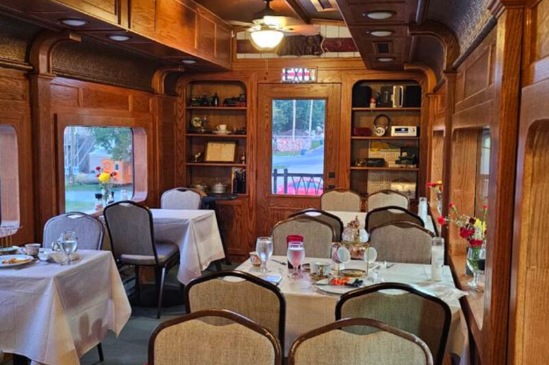 This Missouri Restaurant Serves Southern Comfort Food Inside a Restored 1948 Railroad Dining Car