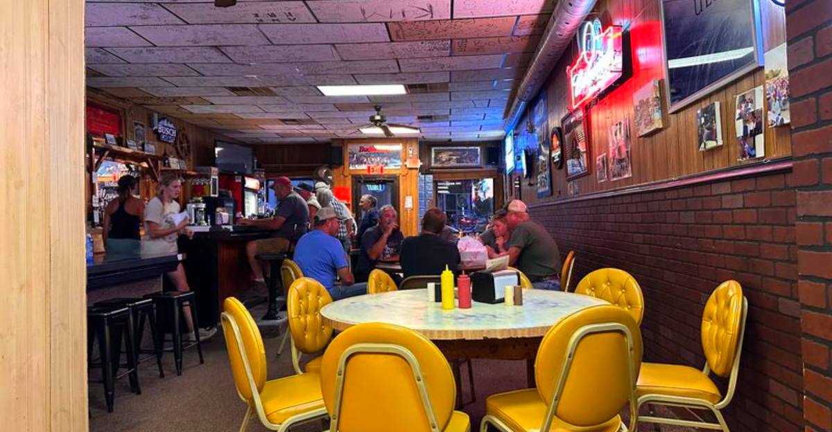 11 Nebraska Small-Town Taverns With Surprisingly Great Food