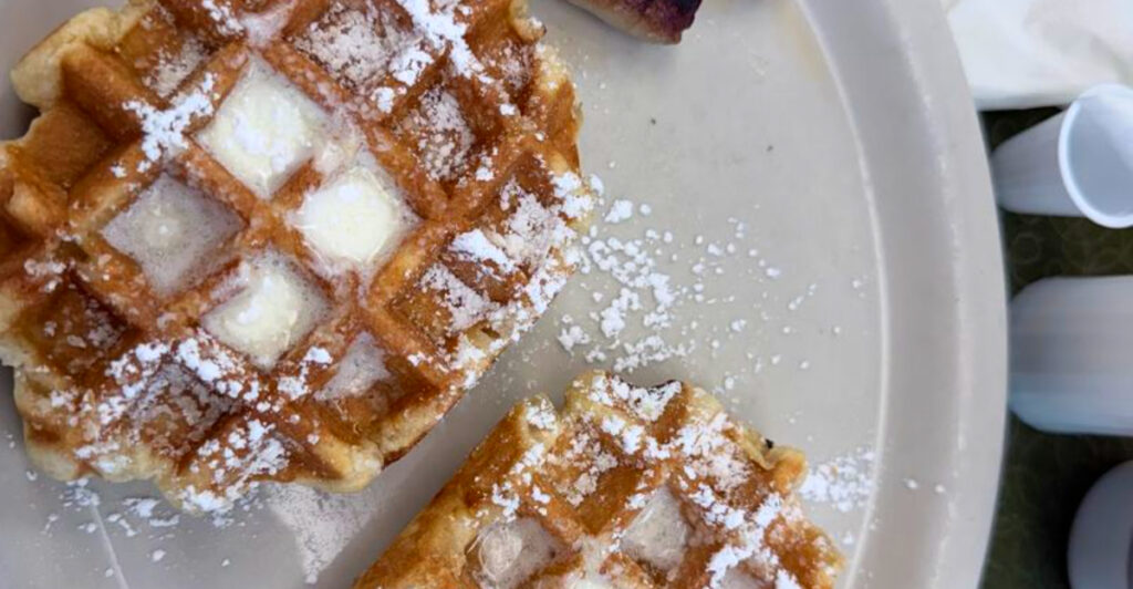 One of Pittsburgh’s Best Neighborhood Breakfast Spots Has Waffles That Need No Syrup