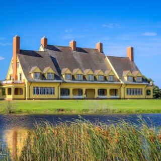 This North Carolina Mansion Day Trip Ends With Wild Horses On The Beach