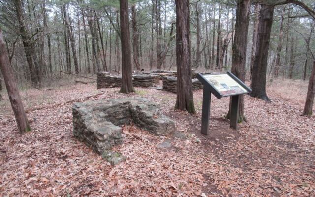 This Overgrown Oklahoma Trail Climbs Over a Cemetery Wall and Ends at a Forgotten Ghost Town