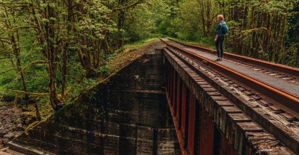 This New 80-Mile Oregon Trail Follows the Path of a Forgotten Railroad