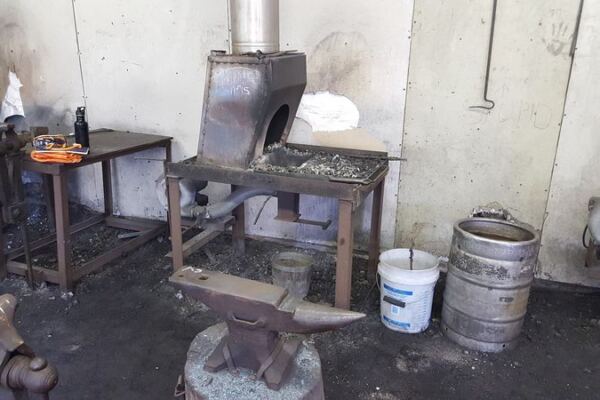 This New Jersey Craft School Lets You Spend A Weekend Blowing Glass And Shaping Clay By Hand