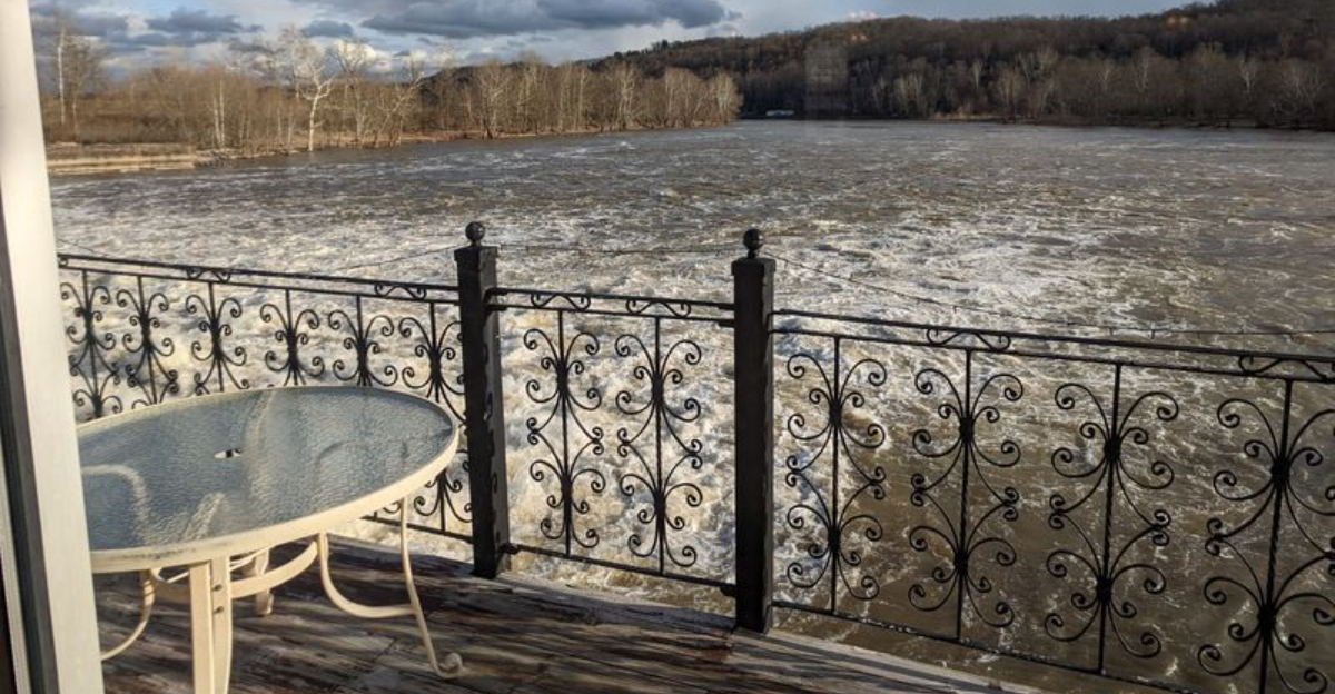 This Ohio Dining Spot Serves Comfort Food Beside an Old Mill, a Dam, and River Views