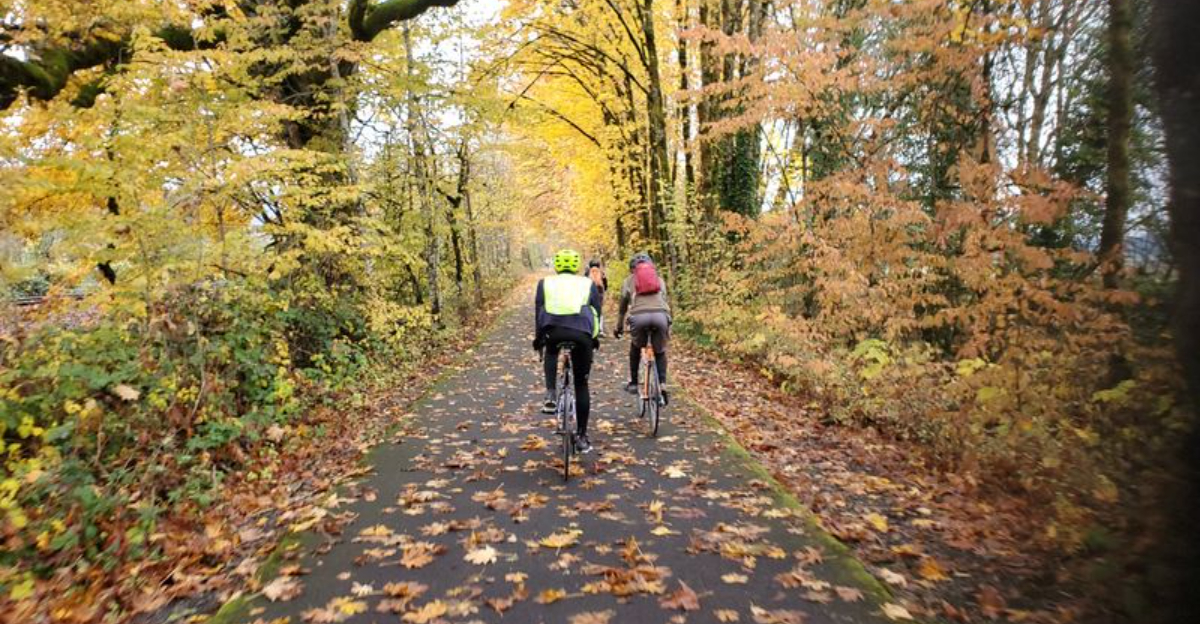 This Oregon Rail Trail Packs 21 Miles of Small-Town Charm Into One Ride