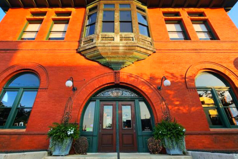 12 Arkansas Restaurants Inside Historic Buildings