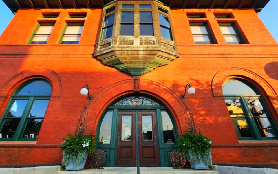 12 Arkansas Restaurants Inside Historic Buildings