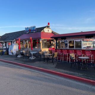 This Unassuming Oregon Harbor Shack Serves Fresh Dungeness Crab and Chowder Locals Line Up For