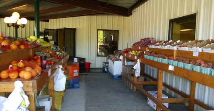 This Old-Fashioned Mississippi Market Is Packed With Fresh Fruits And Vegetables