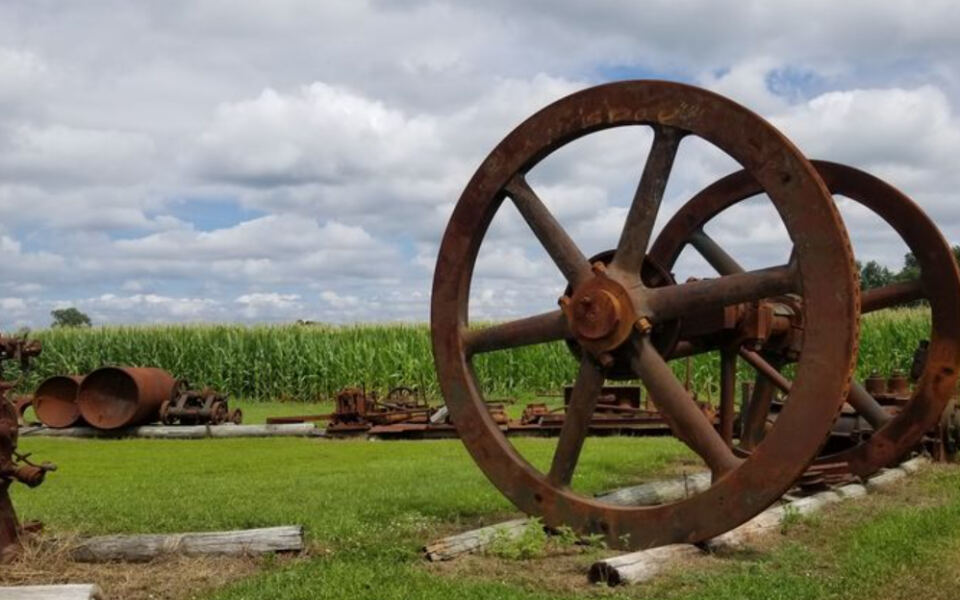 This Illinois Farm Museum Lets You See Historic Machines and Crafts in Action