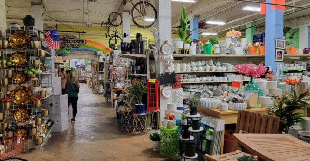 This Oregon Liquidation Store Has Prices That Feel Like a Typo