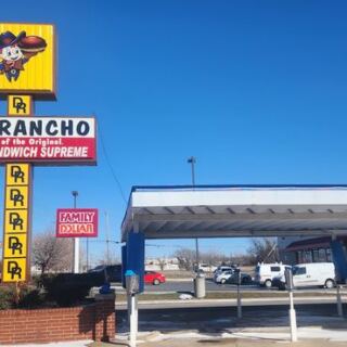 Locals Line Up for the Steak Sandwich Supreme at This Old-School Oklahoma City Drive-In