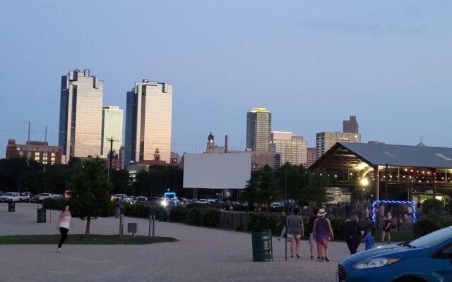 Texas Drive-In Theaters Still Roll Summer Films Under A Big Sky Full Of Stars