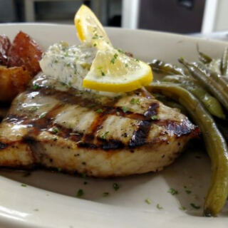 This New Hampshire Restaurant Serves Whole Clam Bellies, Stuffed Haddock, and Braised Short Ribs