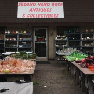 This Minnesota Antique Shop Turns A North Shore Drive Into A Treasure Hunt
