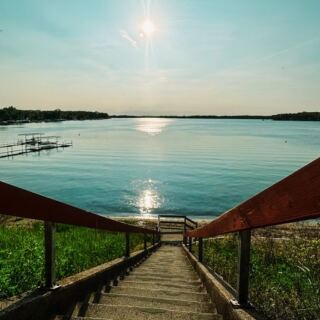 Skip the Crowds at This Tiny Indiana Lake Beach Where the Water Runs Clearer Than First-Timers Believe