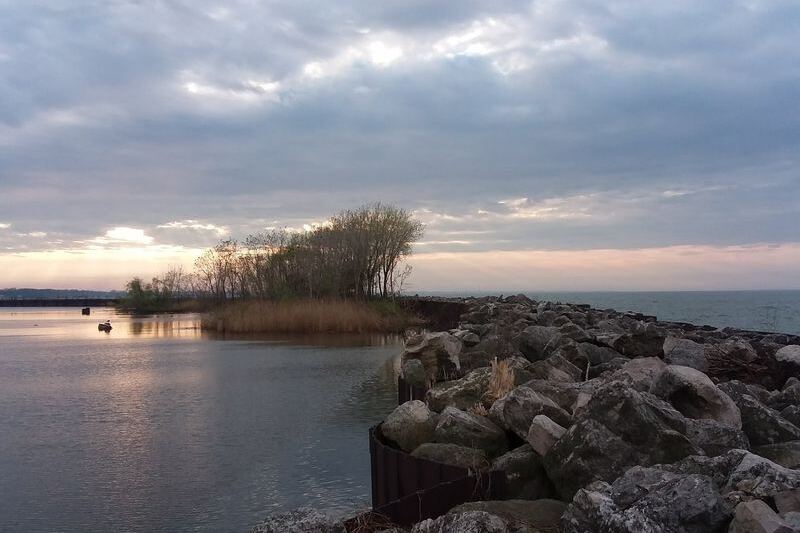 Everyone Races To Cedar Point, But This Quieter Ohio Lake Town Makes A Better Case