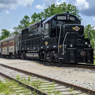 You Can Ride A Real Steam Train Through The Cuyahoga Valley And Watch Fall Roll Past