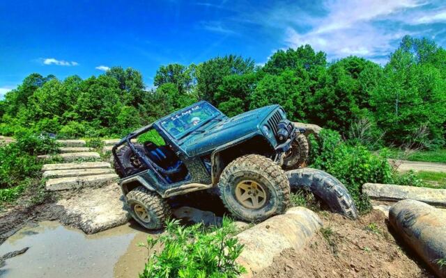 This Sprawling Ohio Off-Road Park Turns Grown-Ups Loose On Mud Trails And Rock Crawls