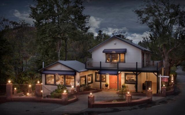 This San Jose Restaurant Is A Romantic Creekside Escape Tucked Away In A Quiet Neighborhood