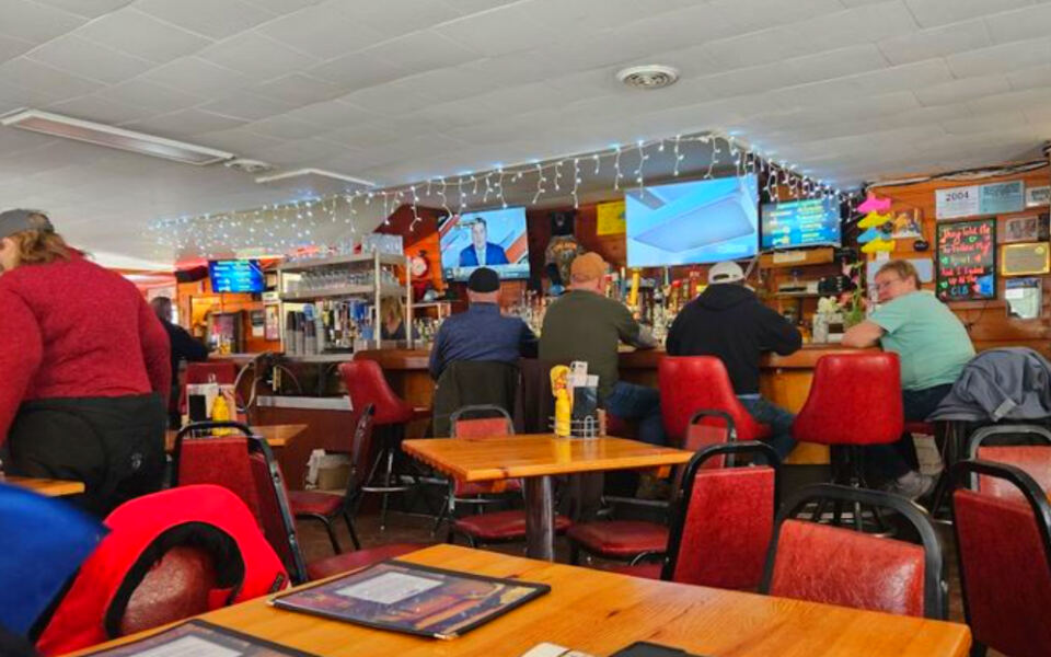 This Northern Michigan Bar Sits Right on the Lake – and the Views Make You Stay for Hours