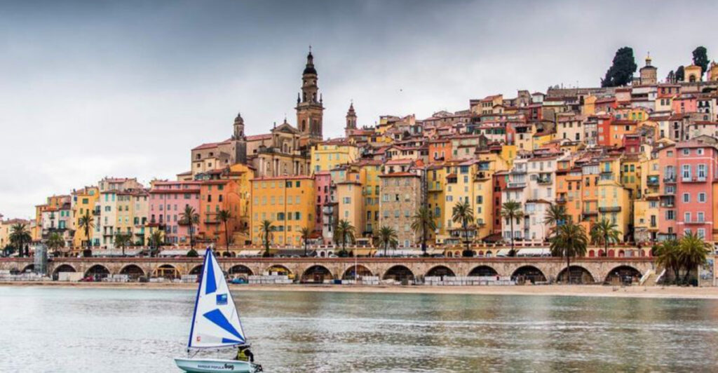 13 European Border Destinations Where You Can Visit 3 Countries In One Day