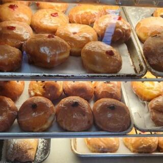 This Arizona Polish Bakery Makes Paczki So Authentic They Taste Like Old-World Home
