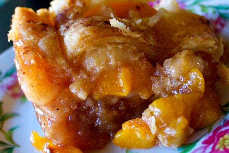 15 Bakeries Serving the Best Peach Cobbler Around